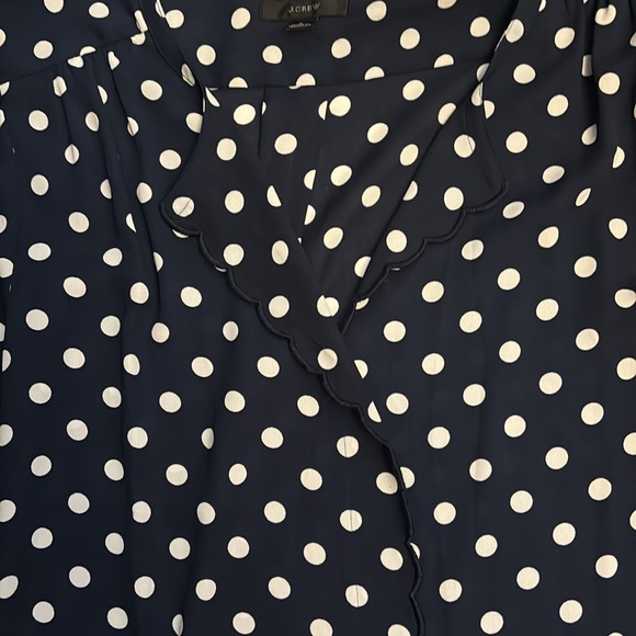 J crew women navy and white polka dotted chiffon blouse pullover L and NWOT - Picture 3 of 3
